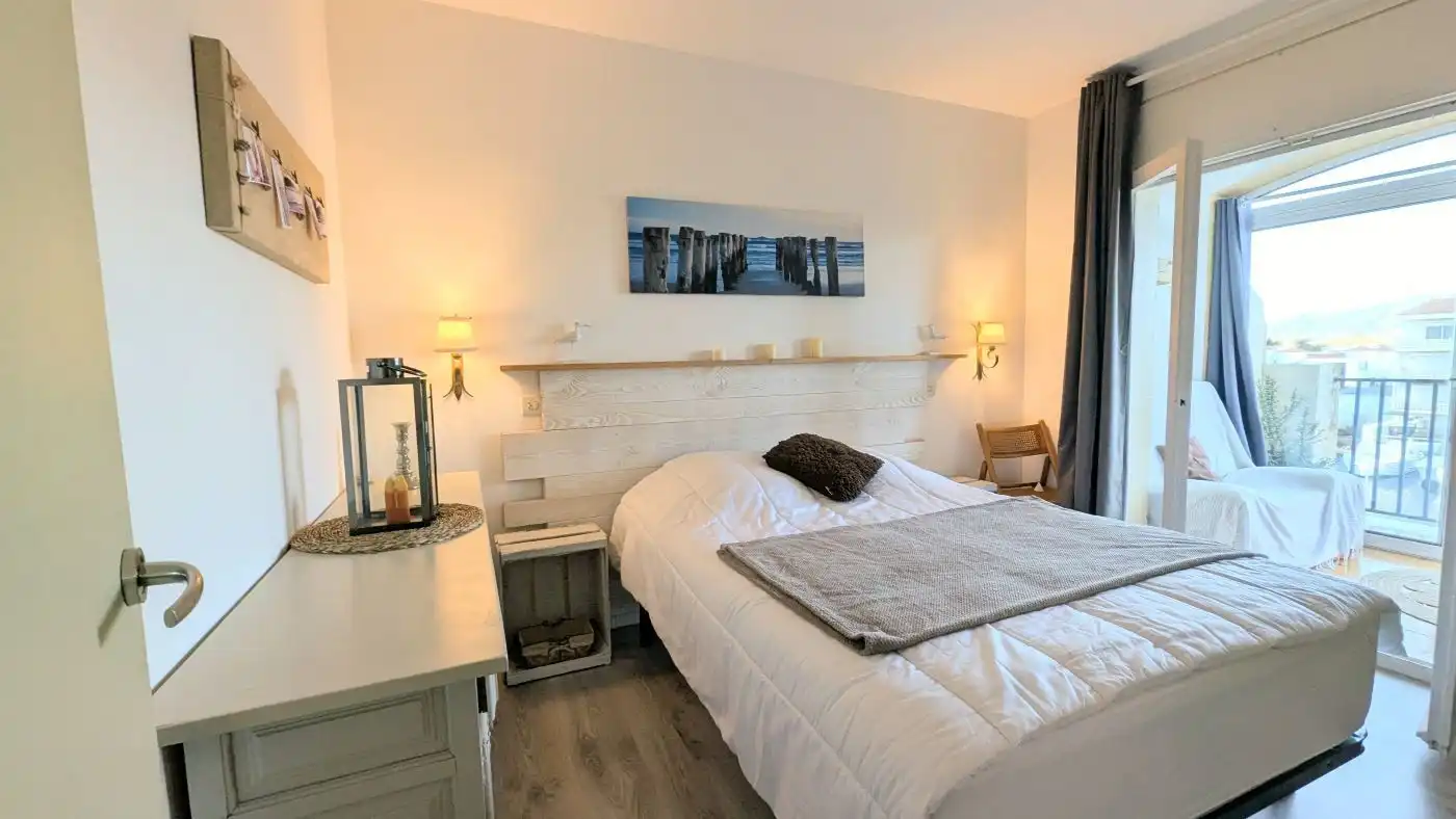 Dormitori de Apartament en venda en Empuriabrava amb Aire condicionat, Calefacció i Terrassa