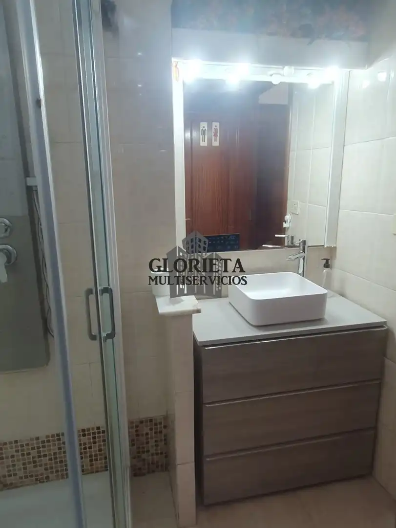 Bathroom of Flat for sale in Vigo   with Heating, Parquet flooring and Storage room