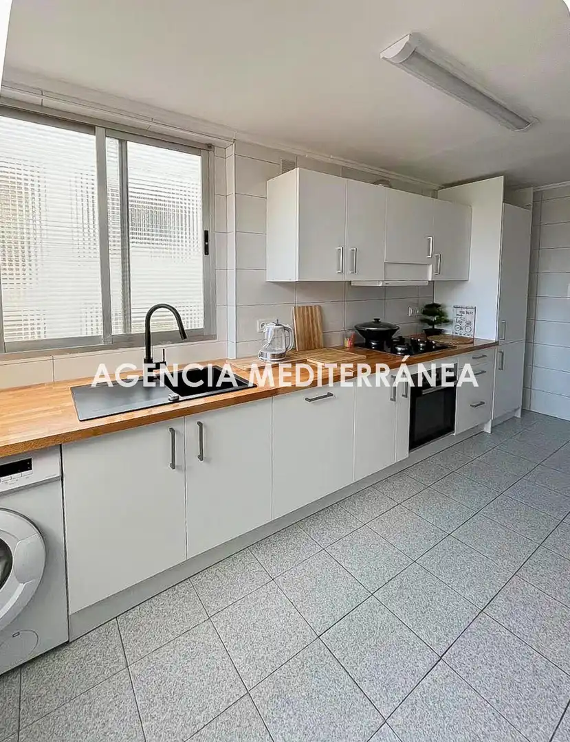 Cocina de Piso de alquiler en Valencia con Aire acondicionado, Calefacción y Amueblado