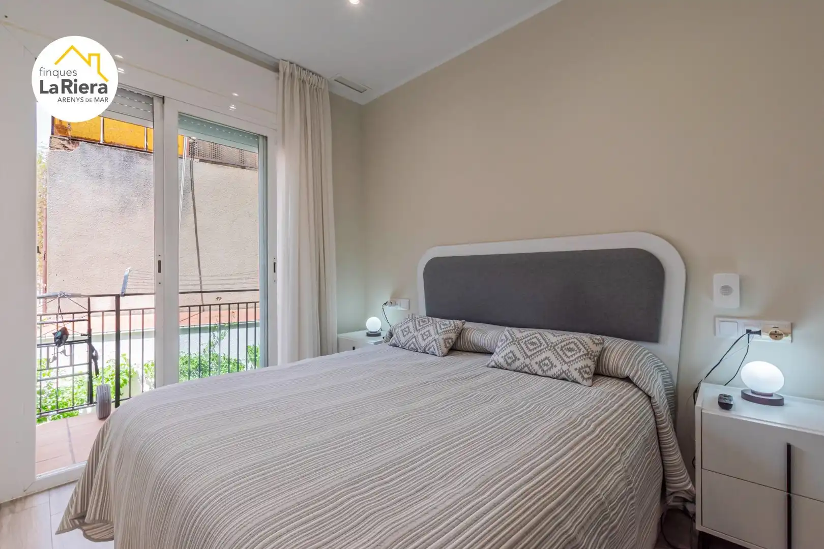 Habitación de Piso en venta en Arenys de Mar con Calefacción, Amueblado y Balcón