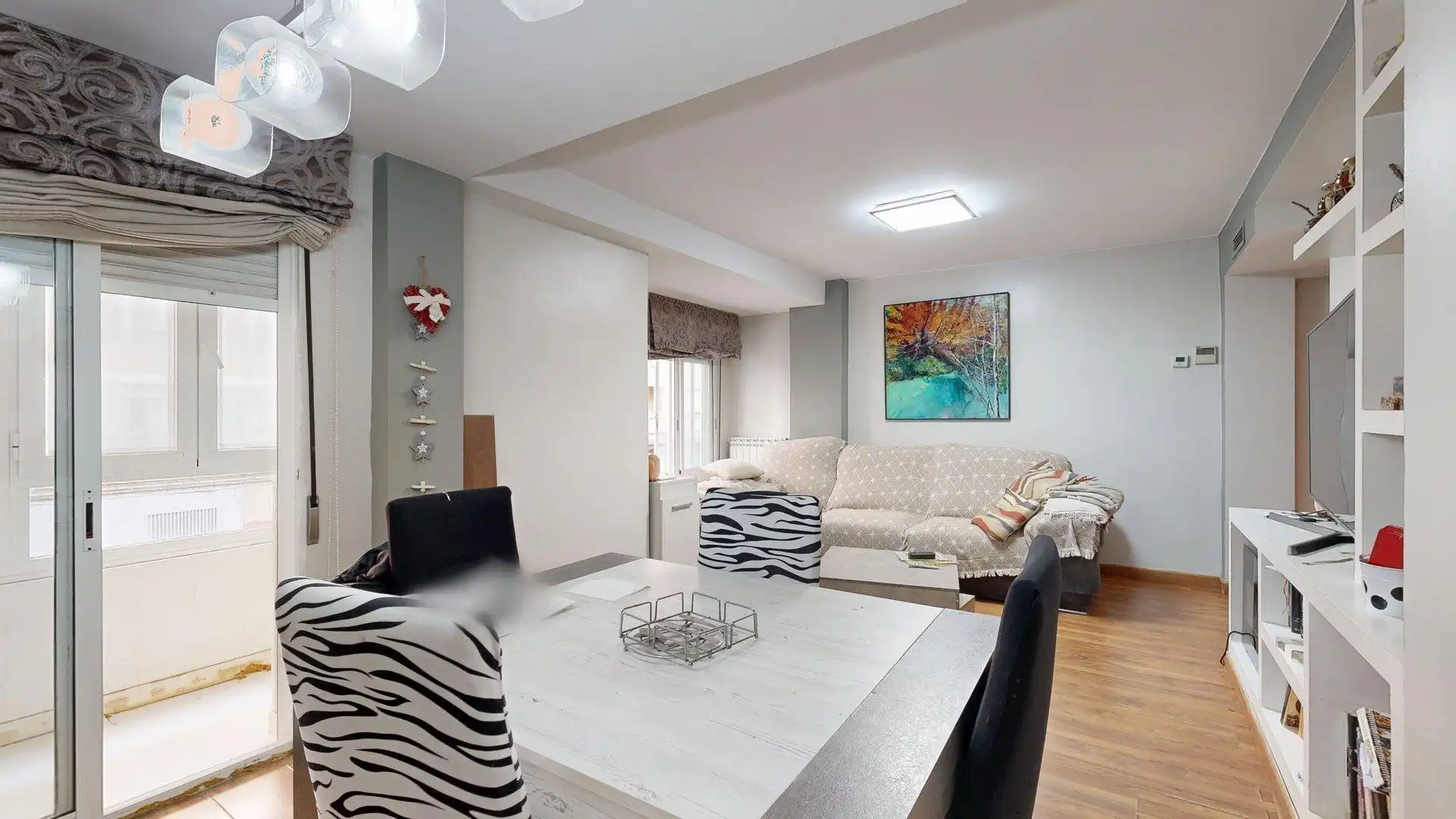 Wohnzimmer von Wohnung zum Verkauf in Zaragoza mit Heizung, Terrasse und Balkon