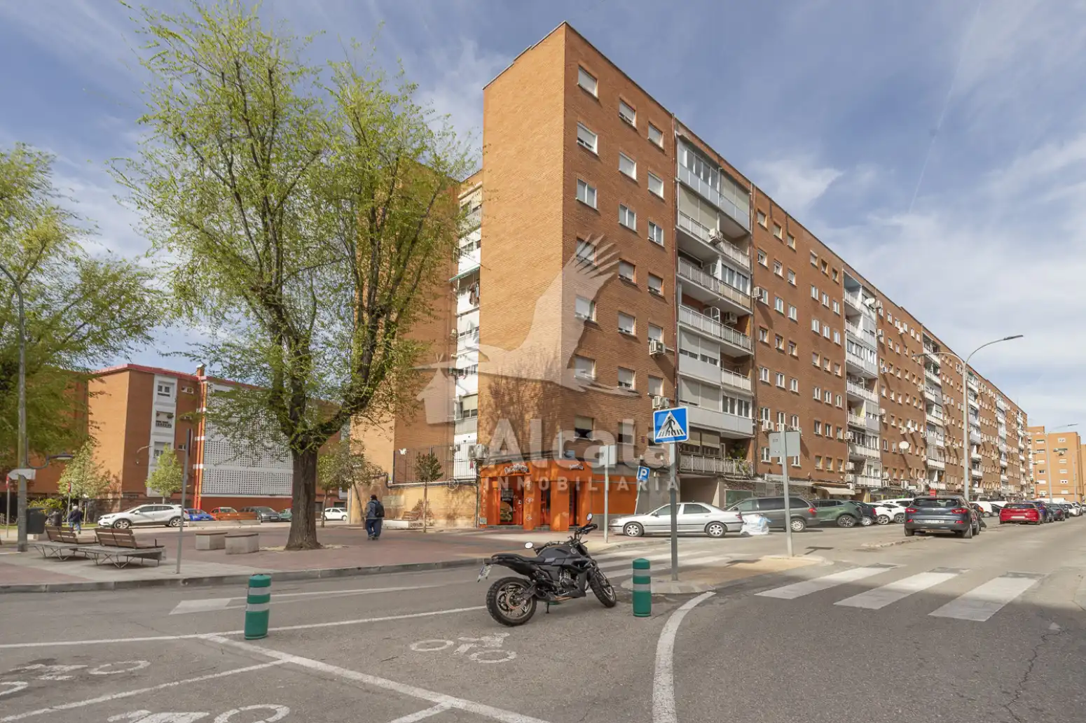 Vista exterior de Piso en venta en Alcalá de Henares con Calefacción, Terraza y Trastero