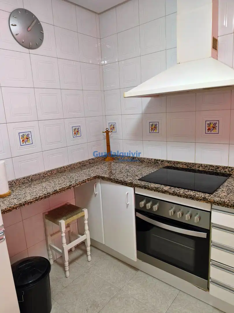 Piso con ascensor en alquiler en Triana, imagen 9