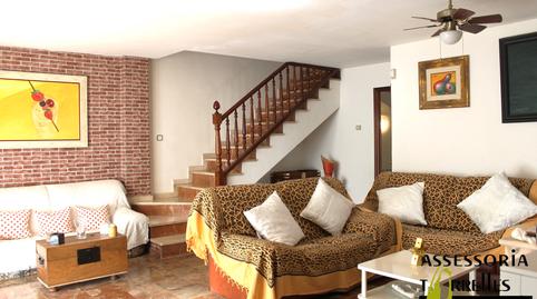 Foto 3 de Casa adosada en venda a Torrelles de Llobregat, Barcelona