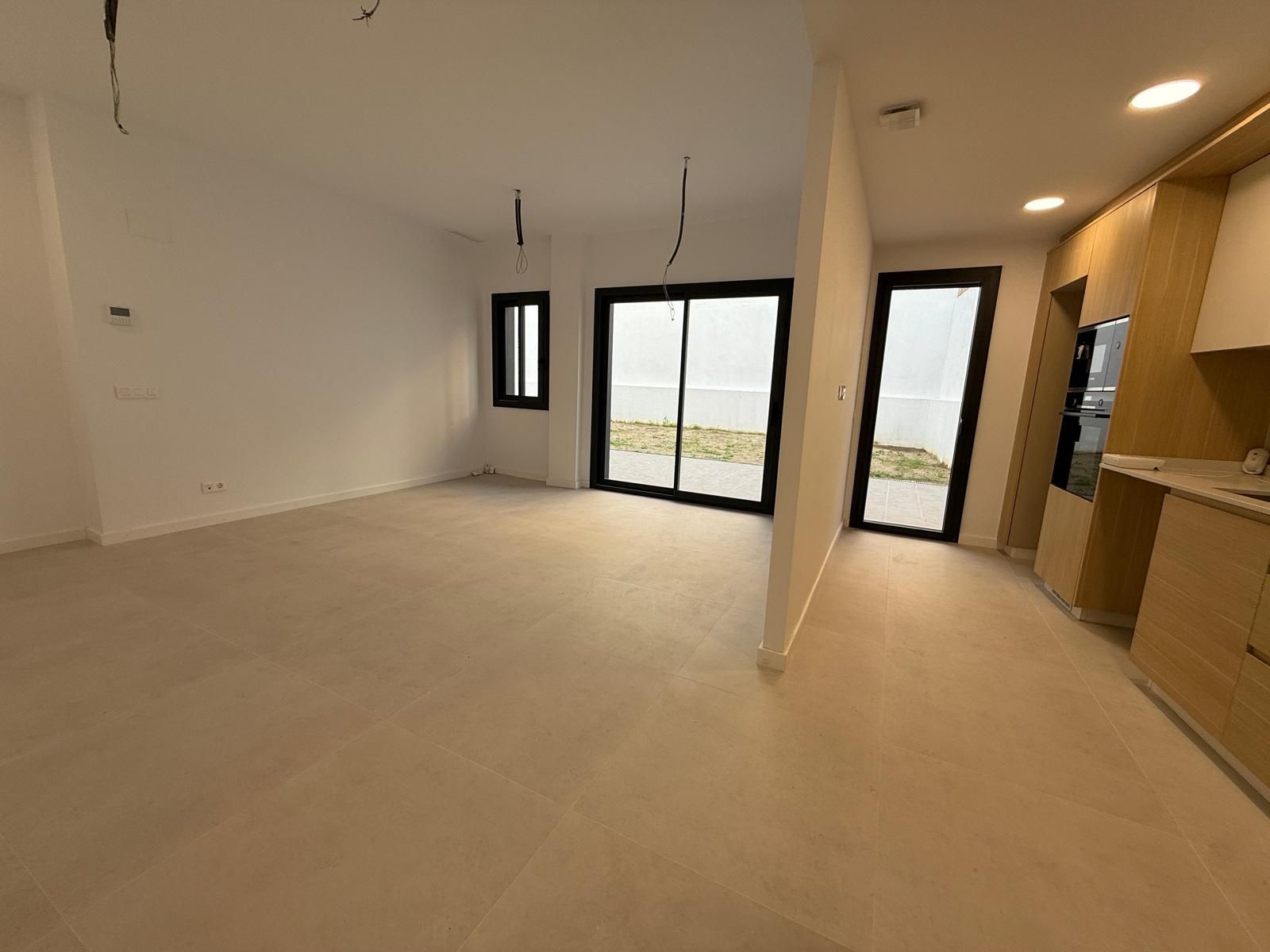 Flat for sale in Sant Feliu de Llobregat  with Air Conditioner, Heating and Private garden