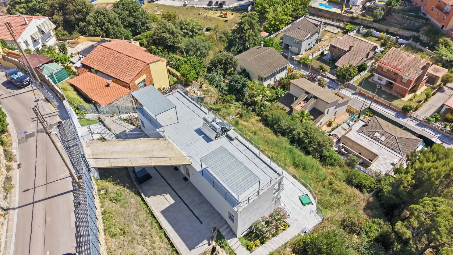 Außenansicht von Einfamilien-Reihenhaus zum Verkauf in Santa Susanna mit Klimaanlage, Privatgarten und Terrasse