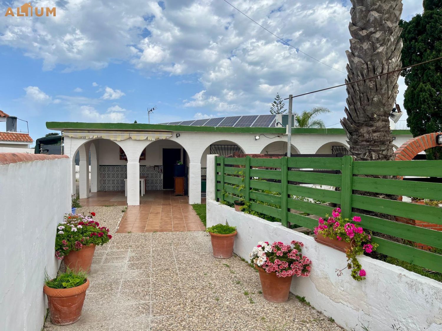 Exterior view of House or chalet for sale in Rota  with Air Conditioner, Terrace and Storage room