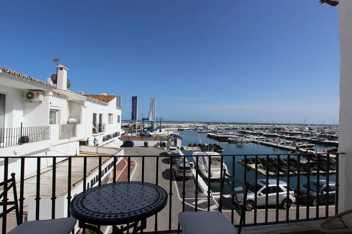 Flat for sale in Puerto Banús