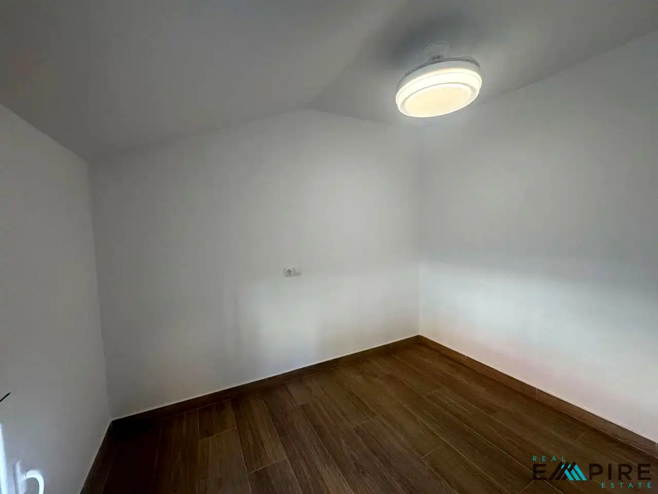 Habitación de Piso para compartir en Parla con Aire acondicionado y Calefacción