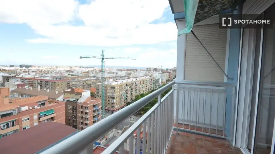 Bedroom of Flat for rent in Valencia  with Air Conditioner, Heating and Furnished