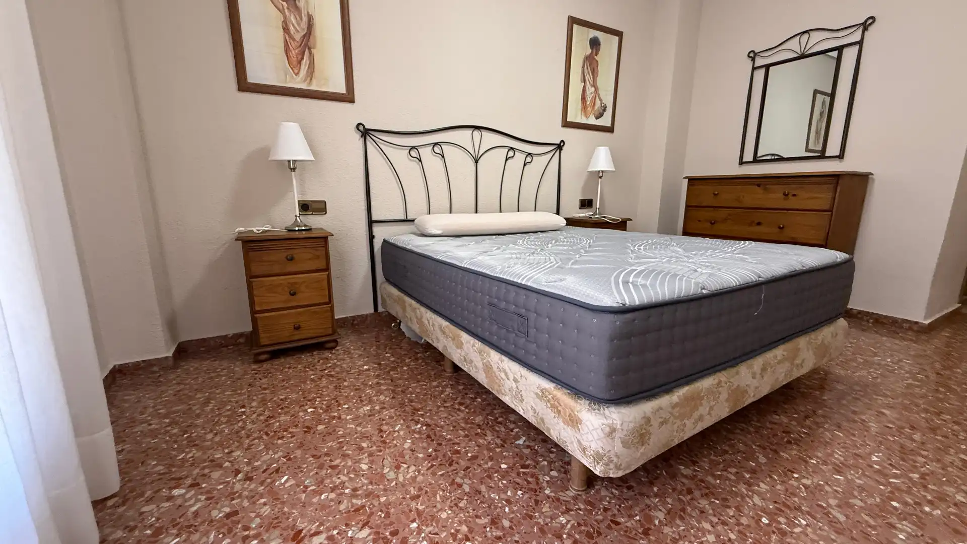 Habitación de Piso de alquiler en Albacete con Aire acondicionado, Calefacción y Terraza
