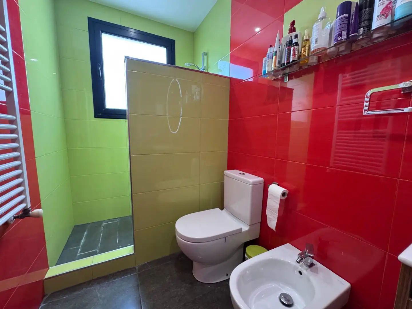 Baño de Casa adosada en venta en Blanes con Aire acondicionado, Calefacción y Jardín privado