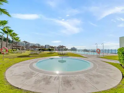 Apartamento con piscina en venta en Centro ciudad, imagen 38