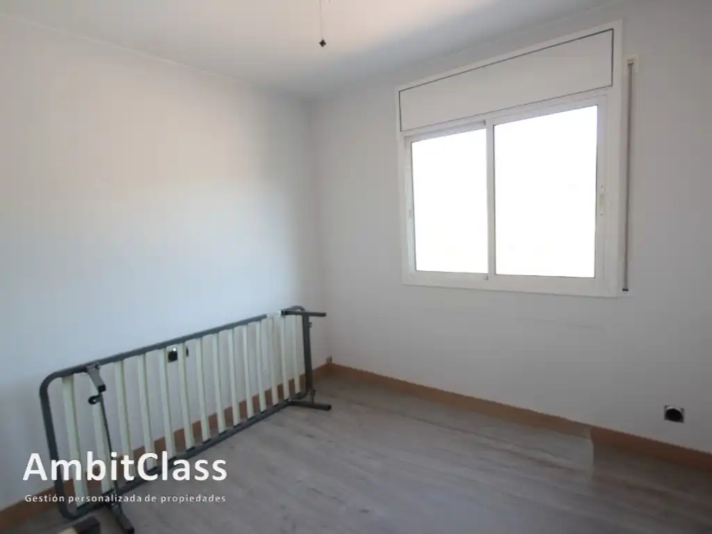 Habitación de Casa o chalet en venta en Bigues i Riells del Fai con Jardín privado, Terraza y Piscina