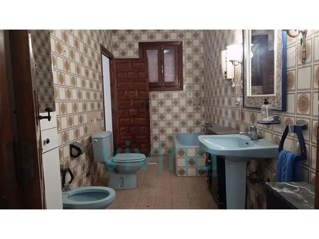 Bathroom of Houses for sale in La Cañada