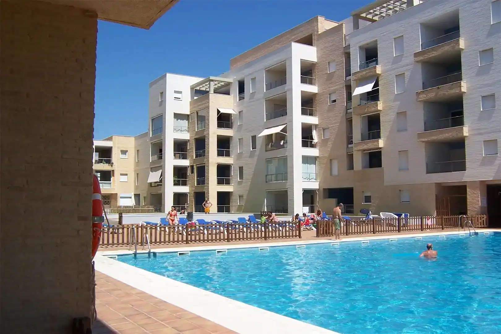 Piscina de Apartament en venda en Ayamonte amb Aire condicionat, Piscina i Balcó