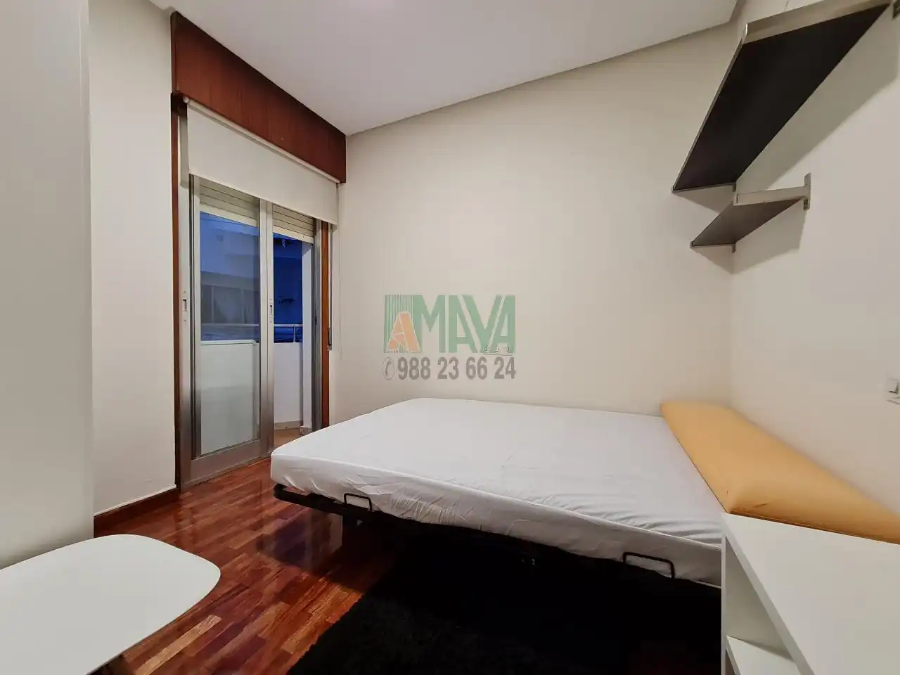 Schlafzimmer von Wohnungen zur Miete in Ourense Capital  mit Heizung, Abstellraum und Möbliert