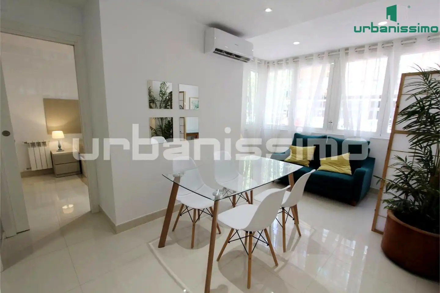 Living room of Apartments for rent in Madrid  with Air Conditioner, Heating and Furnished
