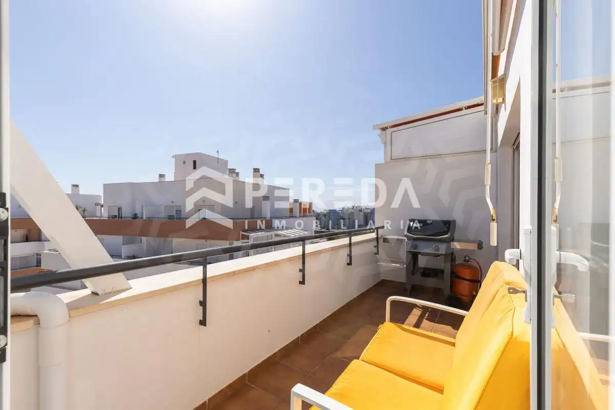 Terrasse von Dachboden zum Verkauf in Roquetas de Mar mit Privatgarten, Terrasse und Abstellraum