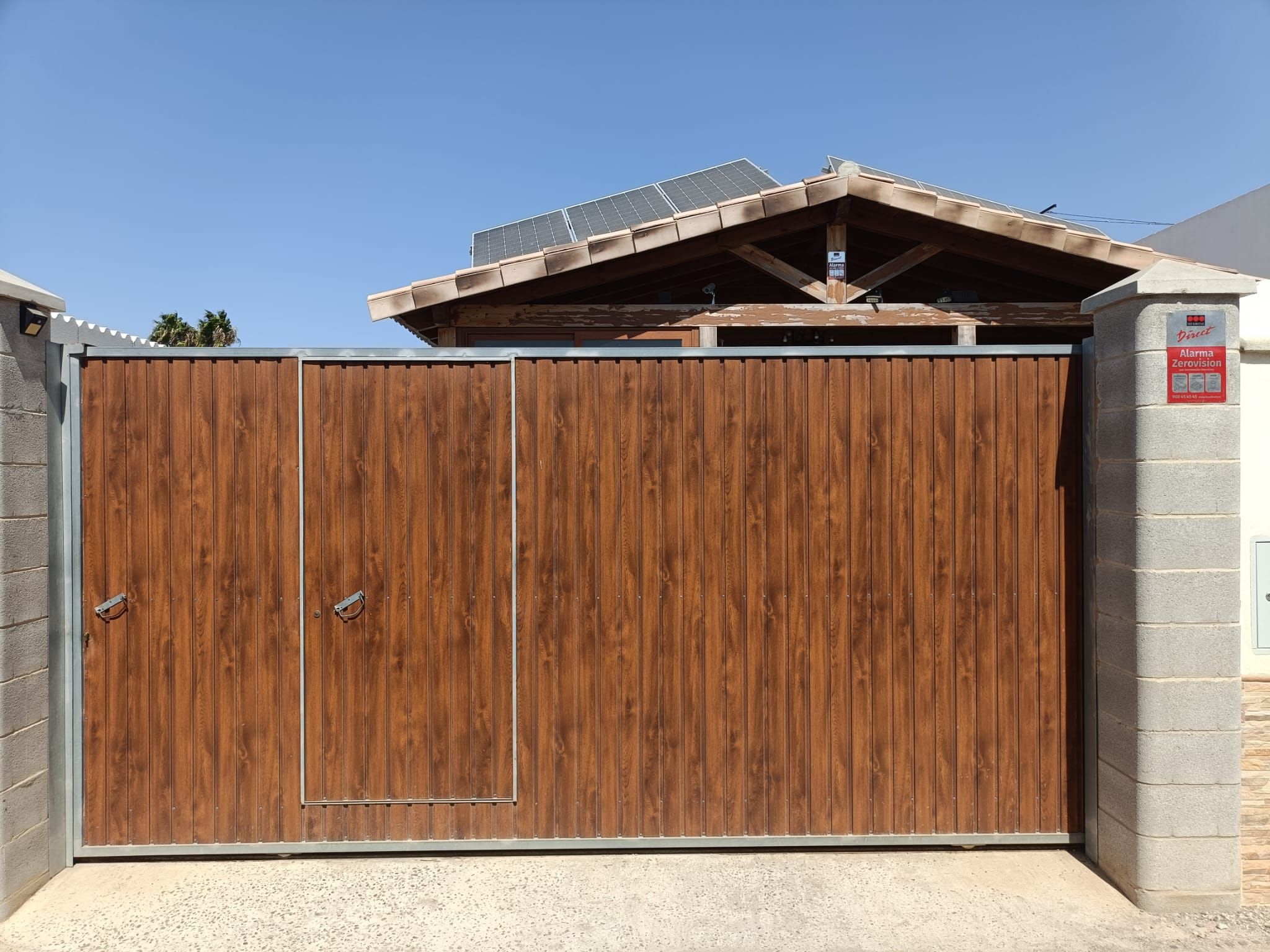 Vista exterior de Finca rústica en venta en Chiclana de la Frontera con Jardín privado y Terraza