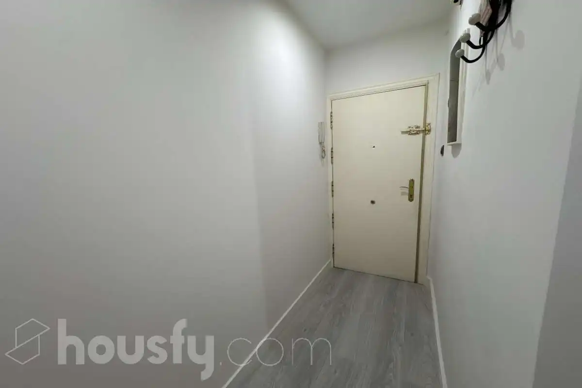 Flat for rent in Madrid  with Air Conditioner, Heating and Parquet flooring