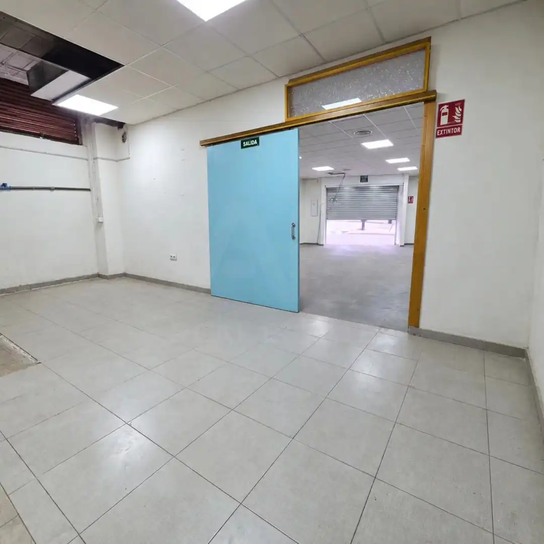 Local commercial à louer à Pedanías Este, imagen 13