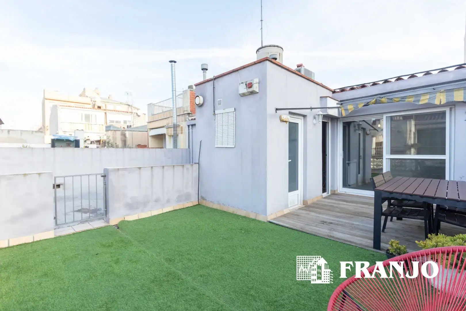 Terrassa de Casa adosada en venda en Sabadell amb Aire condicionat, Calefacció i Jardí privat