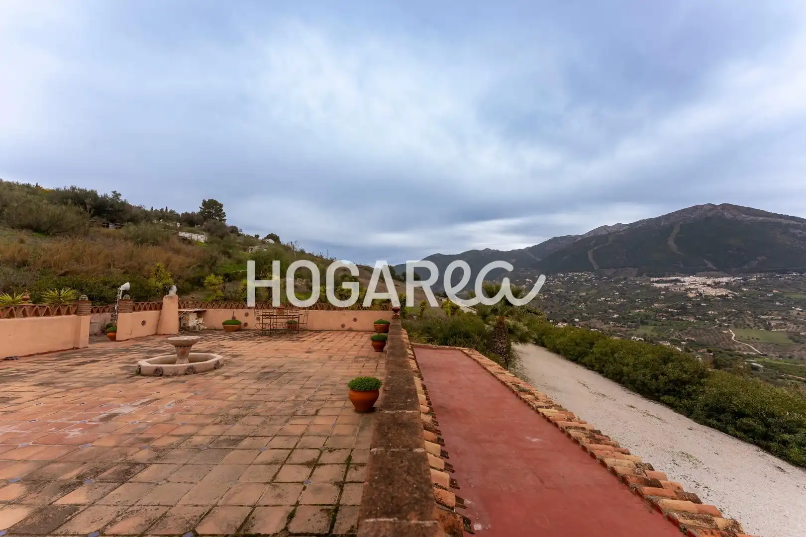 Terraza de Finca rústica en venta en Alcaucín con Jardín privado, Terraza y Piscina