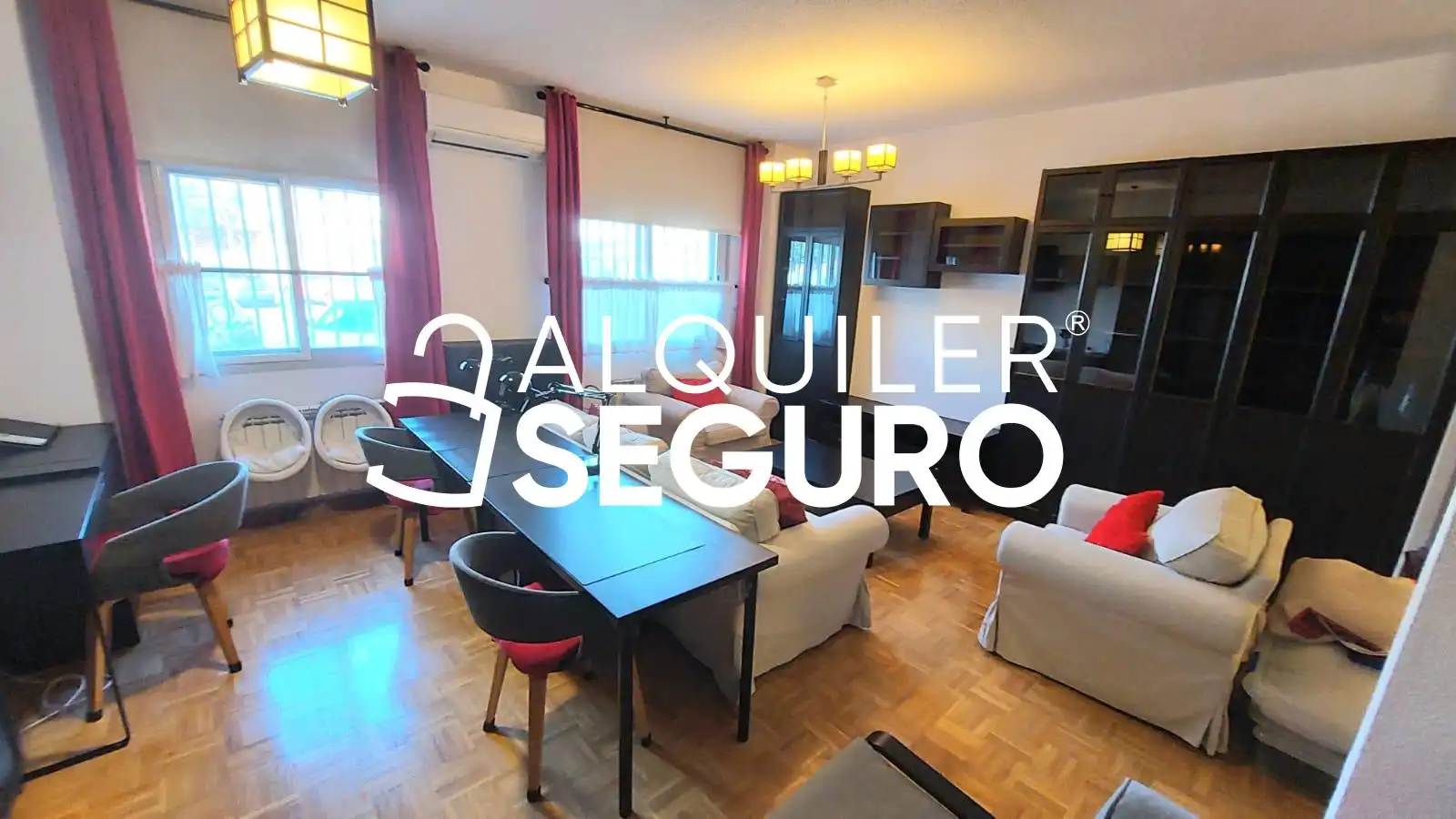 Living room of Flat for rent in Madrid  with Air Conditioner, Heating and Furnished