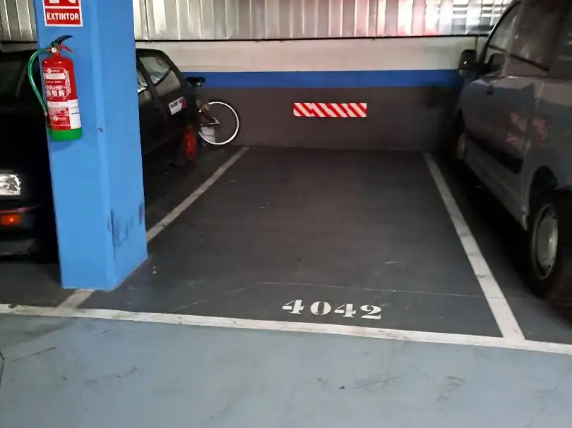 Parking of Garage for rent in Badalona