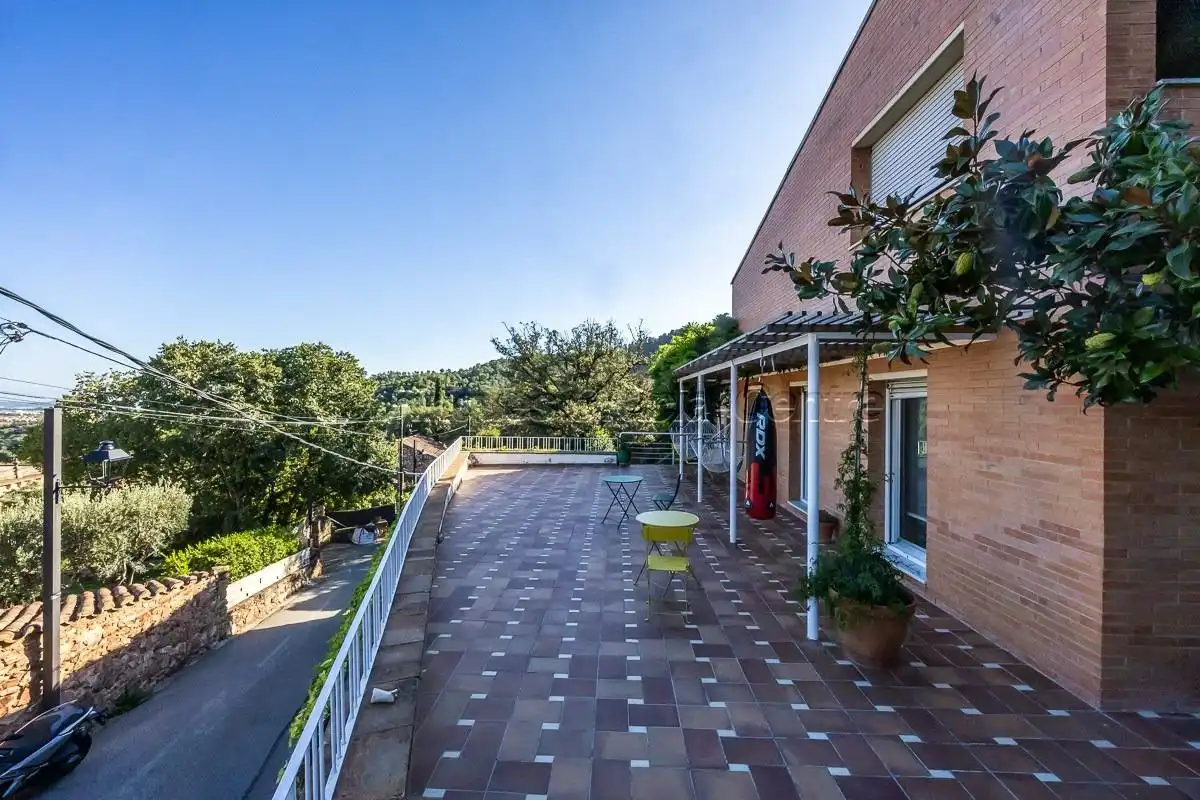 Terrassa de Casa o xalet en venda en Castellar del Vallès amb Calefacció, Jardí privat i Terrassa
