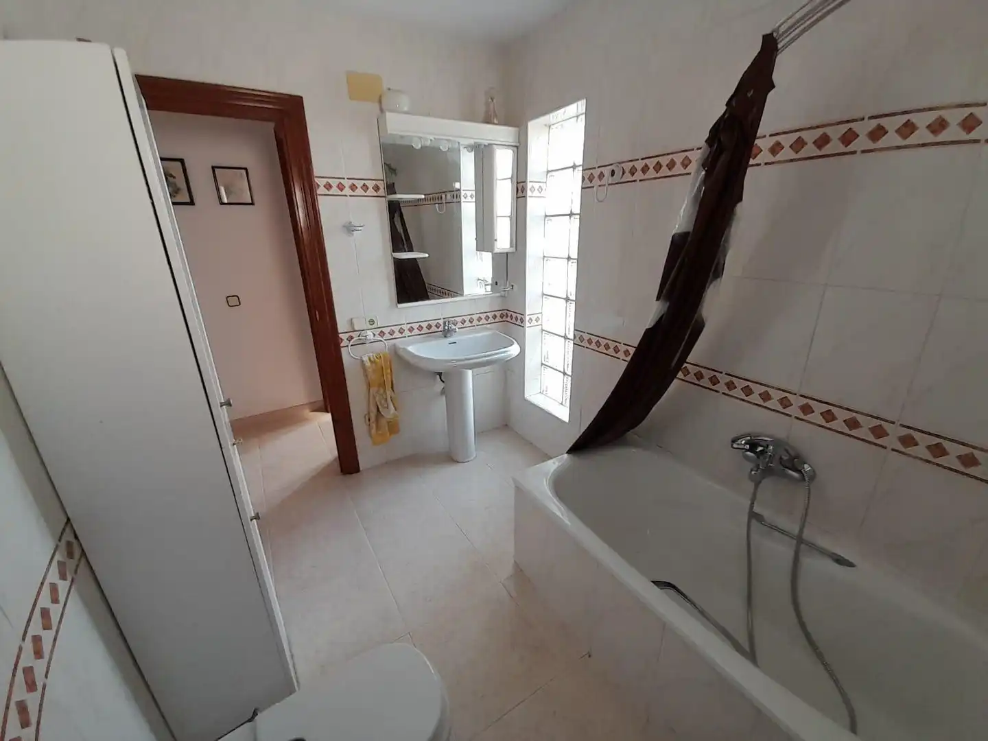 Bathroom of Houses for sale in Benissanet  with Heating, Private garden and Terrace