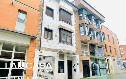 Exterior view of Flat for sale in Fuenlabrada  with Air Conditioner and Storage room