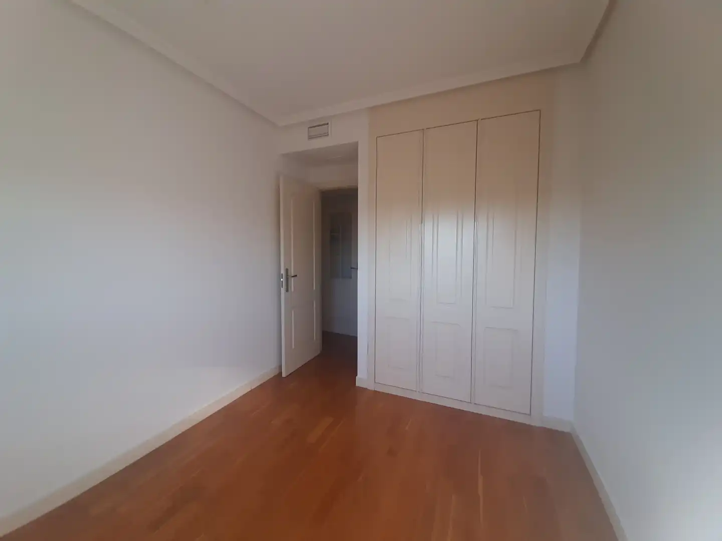 Habitación de Piso de alquiler en Madrid con Aire acondicionado, Calefacción y Parquet