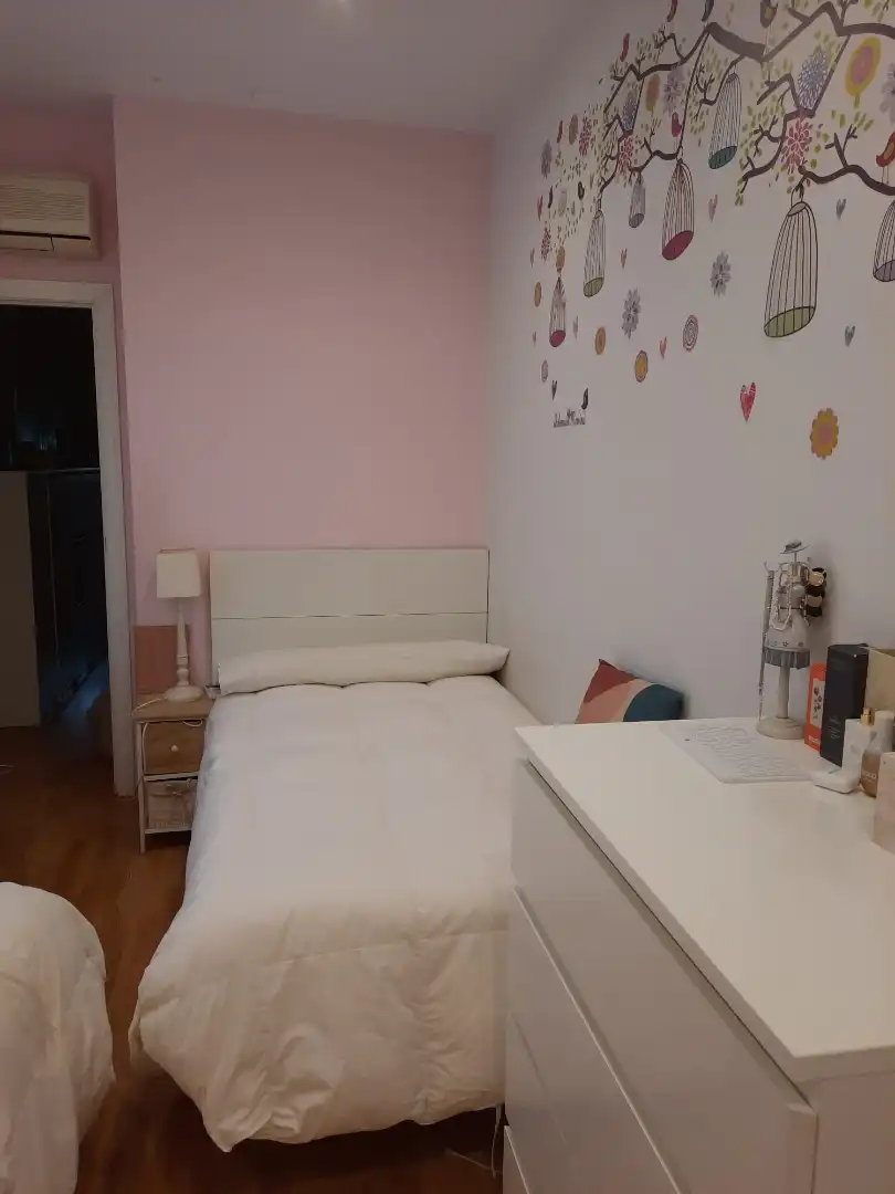 Bedroom of Detached homes for sale in Almendralejo  with Air Conditioner, Parquet flooring and Terrace