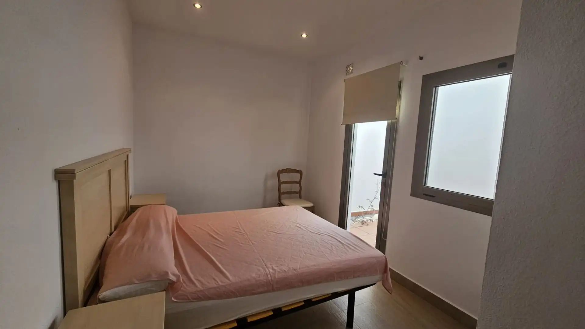 Dormitori de Casa adosada en venda en Benalmádena amb Terrassa, Moblat i Piscina comunitària