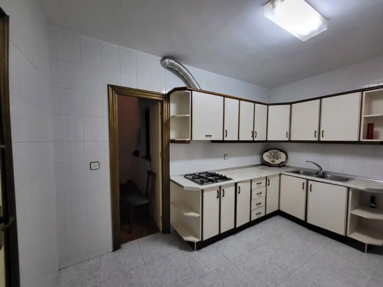 Cuina de Casa o xalet en venda en Baza amb Terrassa i Moblat