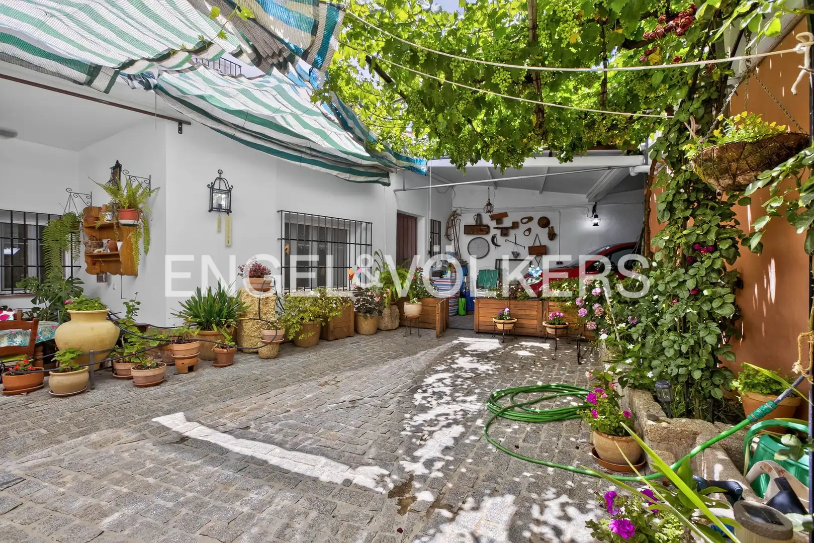 Vista exterior de Casa adosada en venta en Gerena con Aire acondicionado y Calefacción
