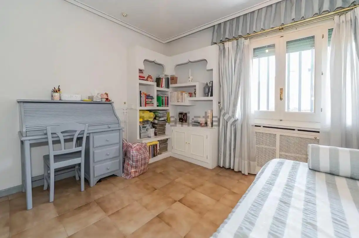 Bedroom of Houses for sale in El Molar (Madrid)  with Heating, Private garden and Terrace