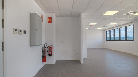 Photo 4 of Office to rent in Carrer de Narcís Monturiol, 14, Mas Lluí - Els Miralls, Barcelona