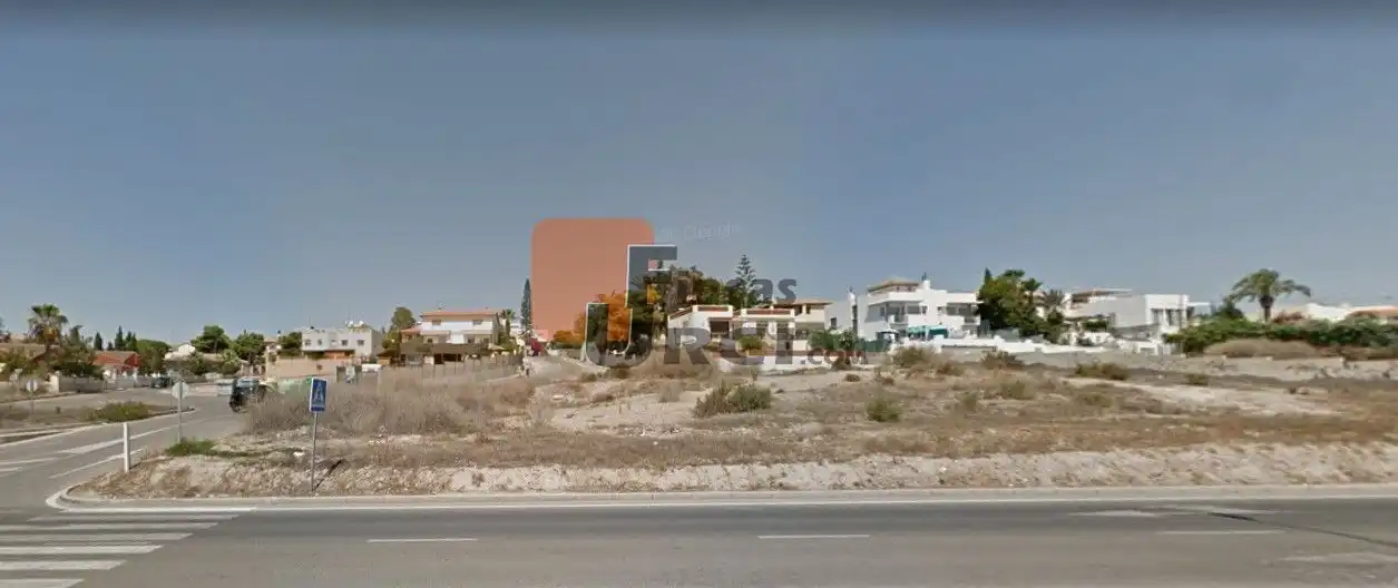 Terreny residencial en venda a Urbanizacion Calarreona