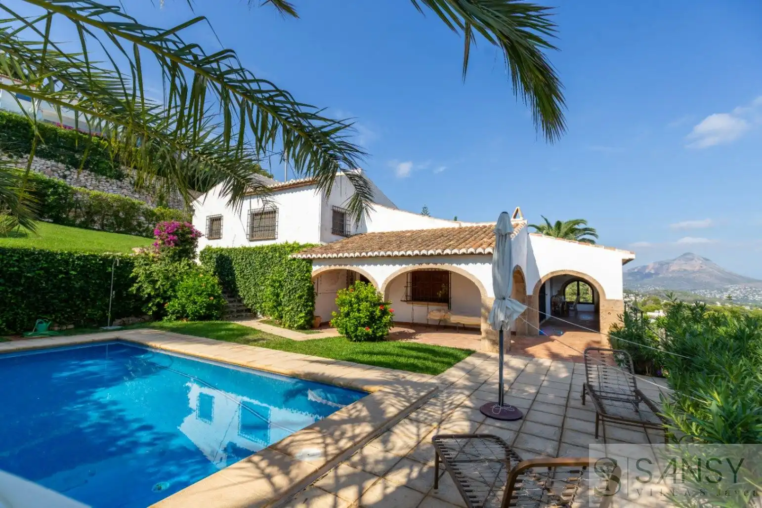 Exterior view of Houses for sale in Jávea / Xàbia  with Heating and Swimming Pool