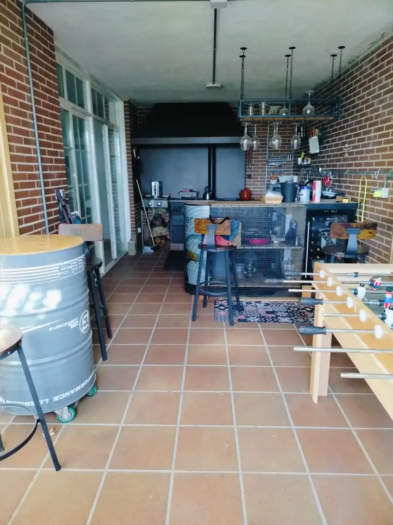 Cocina de Casa adosada en venta en Moraleja de Enmedio con Aire acondicionado, Calefacción y Jardín privado