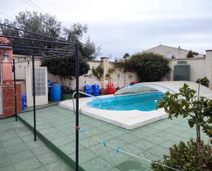 Swimming pool of Country house for sale in Linares  with Air Conditioner and Swimming Pool