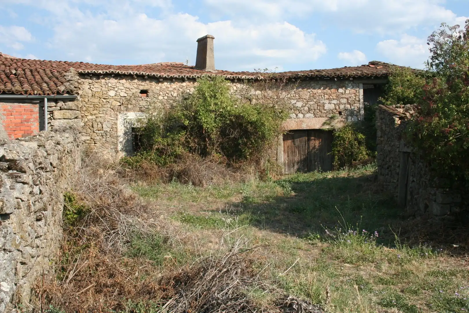 Houses for sale in Calle Collado, 21, Valdefuentes de Sangusín