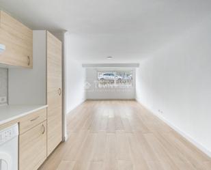 Living room of Flat for sale in  Madrid Capital  with Heating