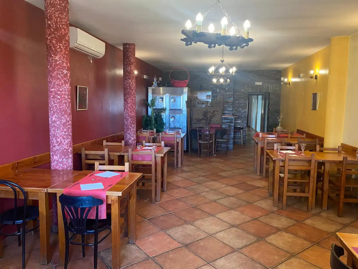 Commercial properties for sale in Sant Llorenç d'Hortons