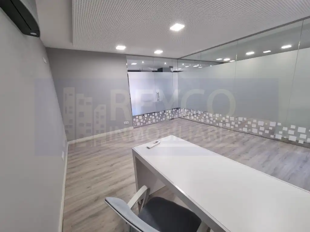 Office space with lift for sale in Edificios Lirios (Los), imagen 16