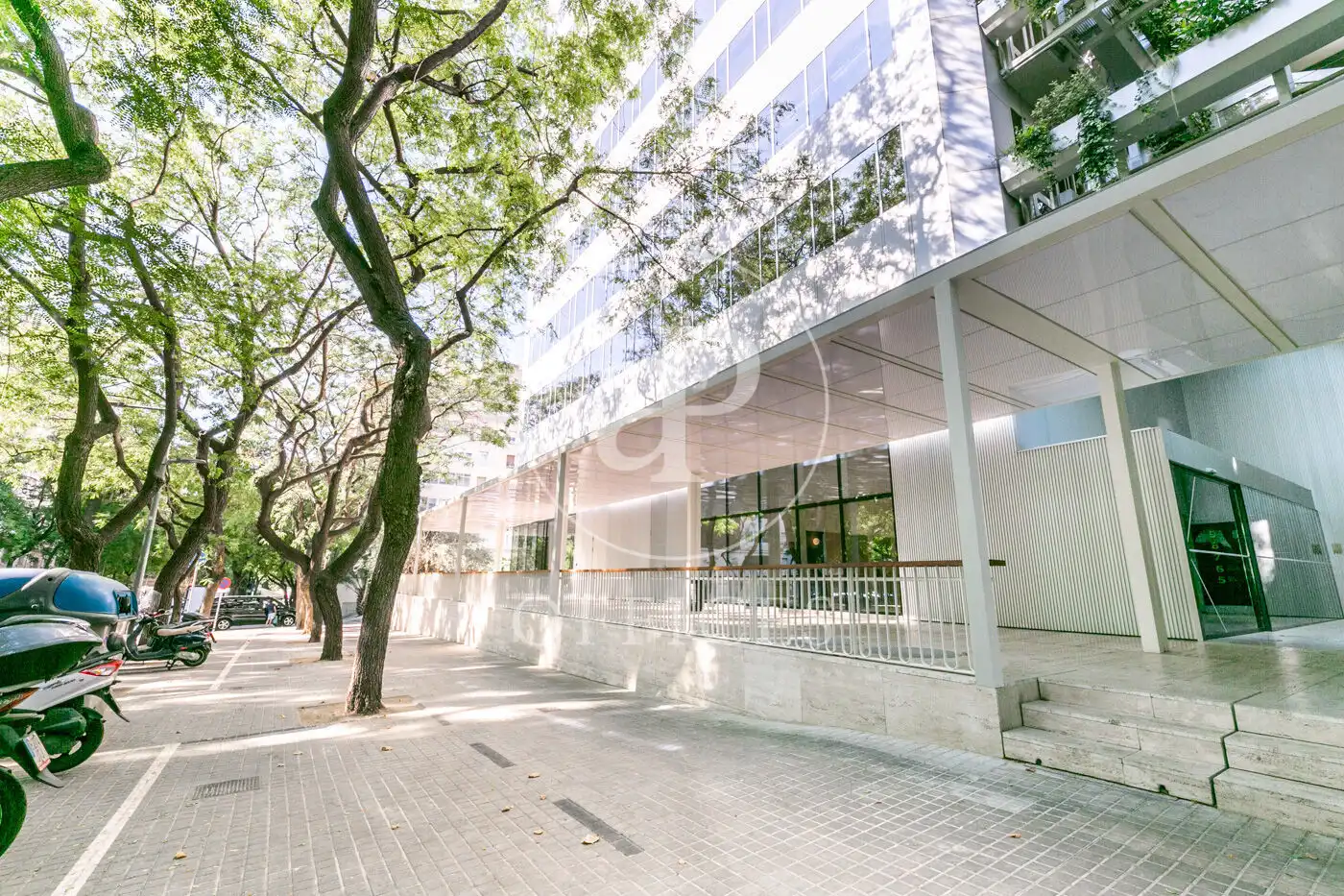 Vista exterior de Oficina de lloguer en Barcelona amb Aire condicionat i Calefacció