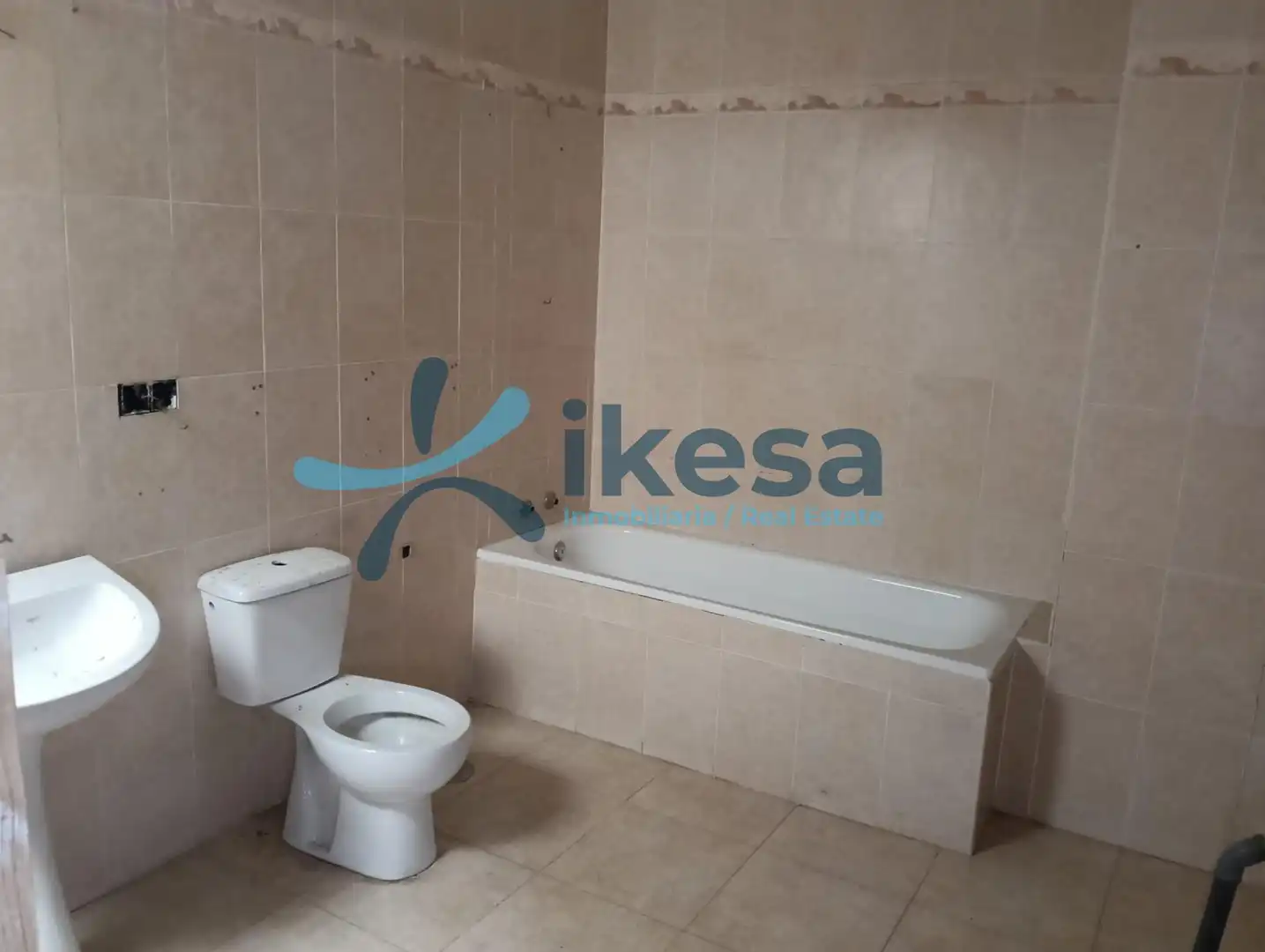 Baño de Piso en venta en Los Palacios y Villafranca